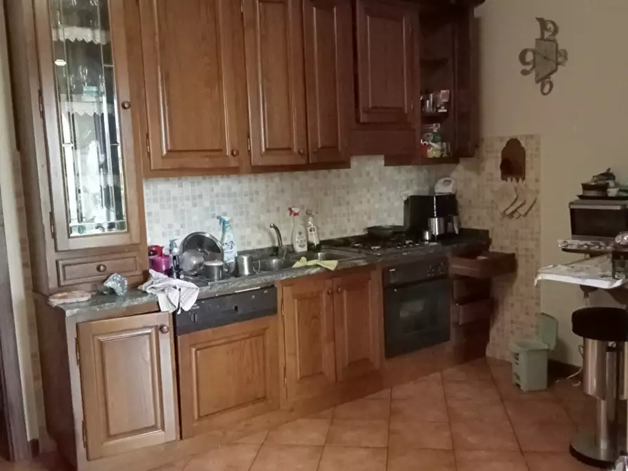 Immagine 9 di Villa in vendita  a Capannori