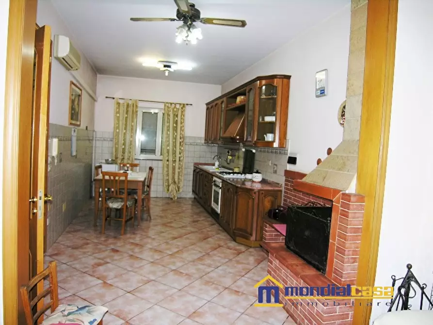 Immagine 3 di Casa indipendente in vendita  a Pachino