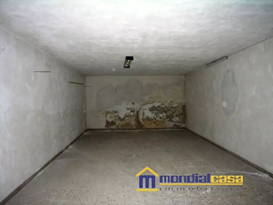 Immagine 4 di Garage in vendita  a Pachino