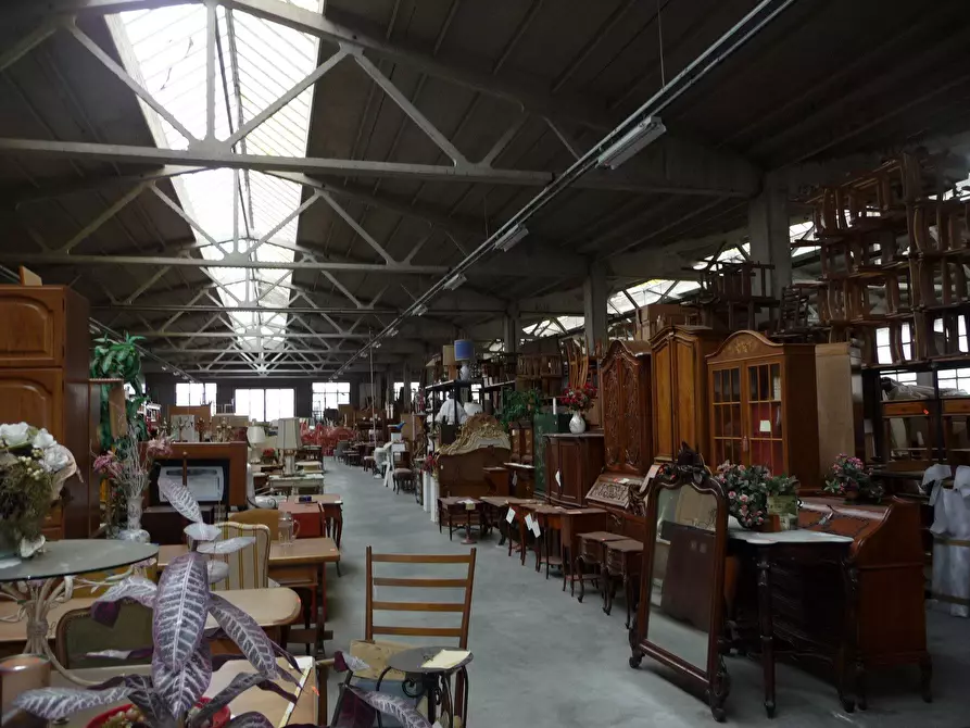 Immagine 5 di Negozio in vendita  7 a Caselle Torinese