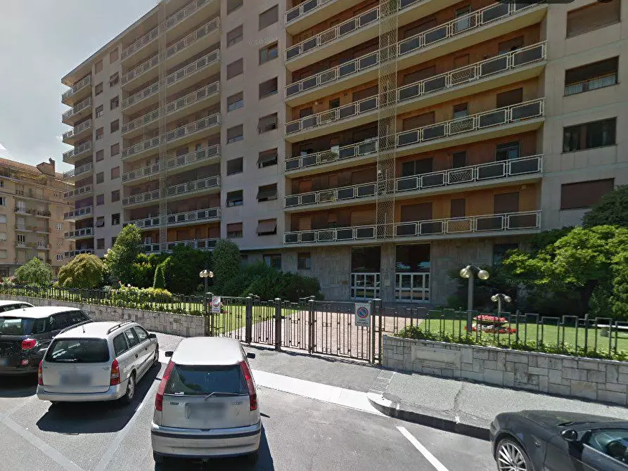 Immagine 2 di Ufficio in vendita  24 a Torino