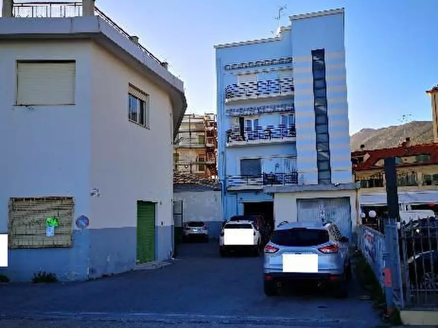 Immagine 7 di Negozio in vendita  85 - 96 - 97 - 88 a Ceriale