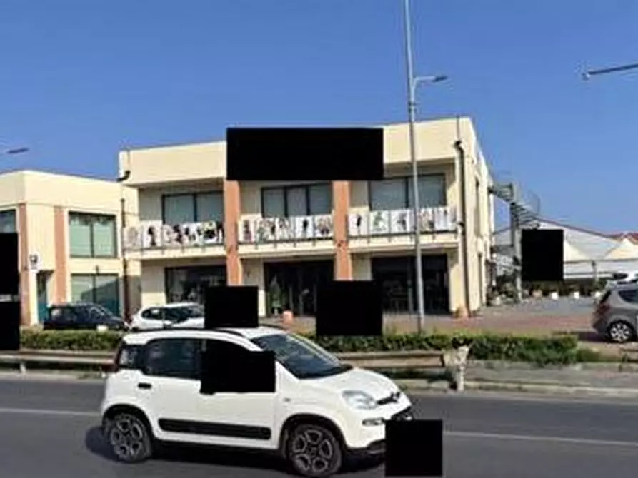 Immagine 2 di Negozio in vendita  227 a Ceriale