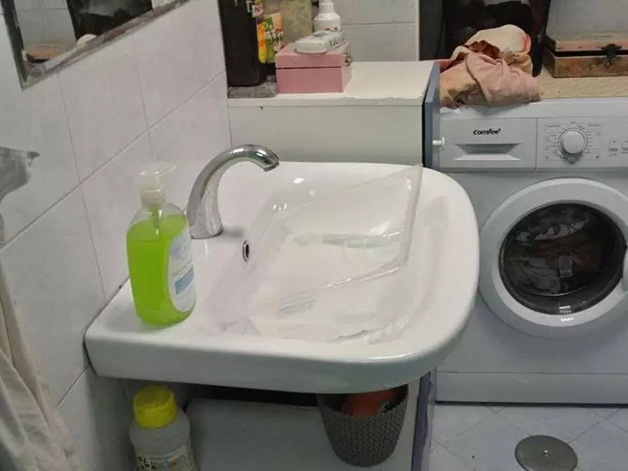 Immagine 9 di Negozio in vendita  3 a Torino