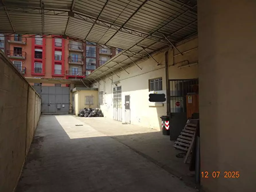 Immagine 3 di Negozio in vendita  152 - 154/B a Torino