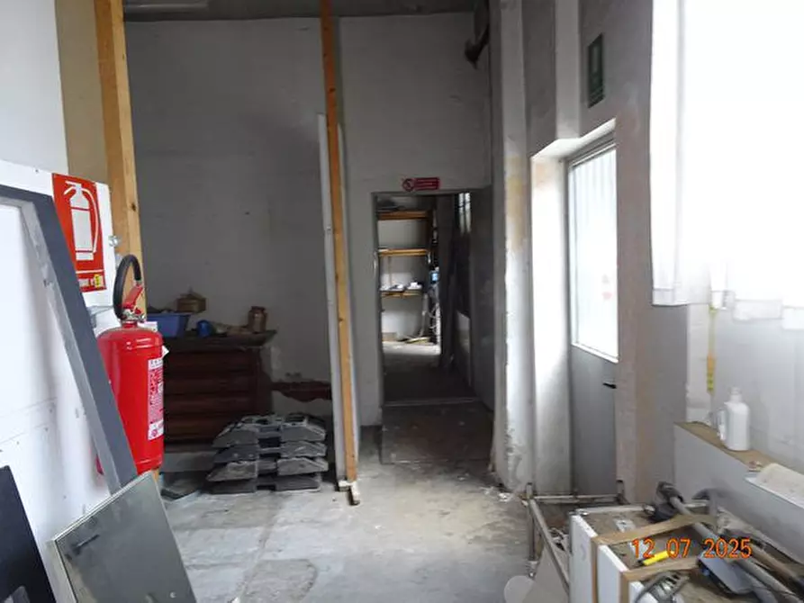 Immagine 8 di Negozio in vendita  152 - 154/B a Torino