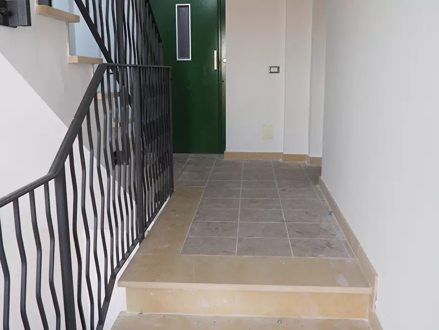 Immagine 8 di Appartamento in vendita  a Colonnella