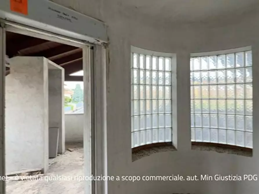 Immagine 5 di Villa in vendita  11 a Salassa