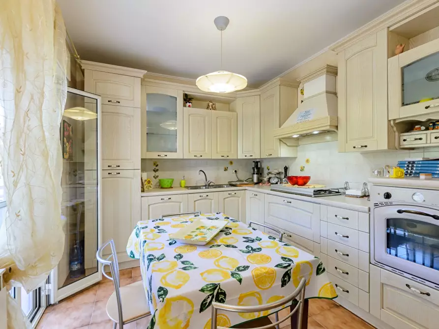 Immagine 4 di Appartamento in vendita  a Furci Siculo