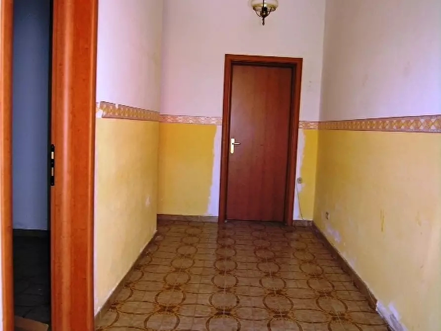 Immagine 3 di Casa indipendente in vendita  a Pachino