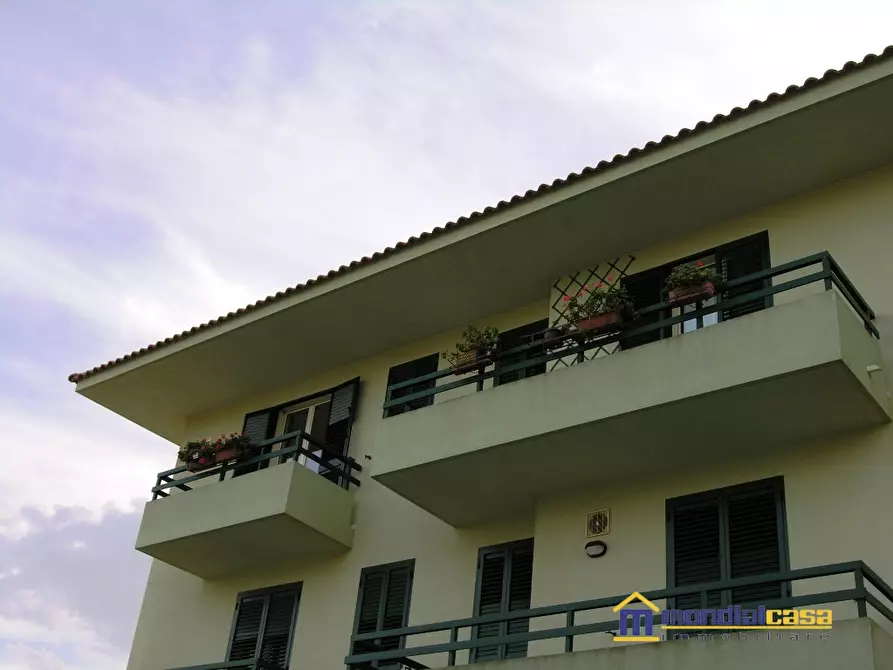 Immagine 2 di Appartamento in vendita  a Pachino