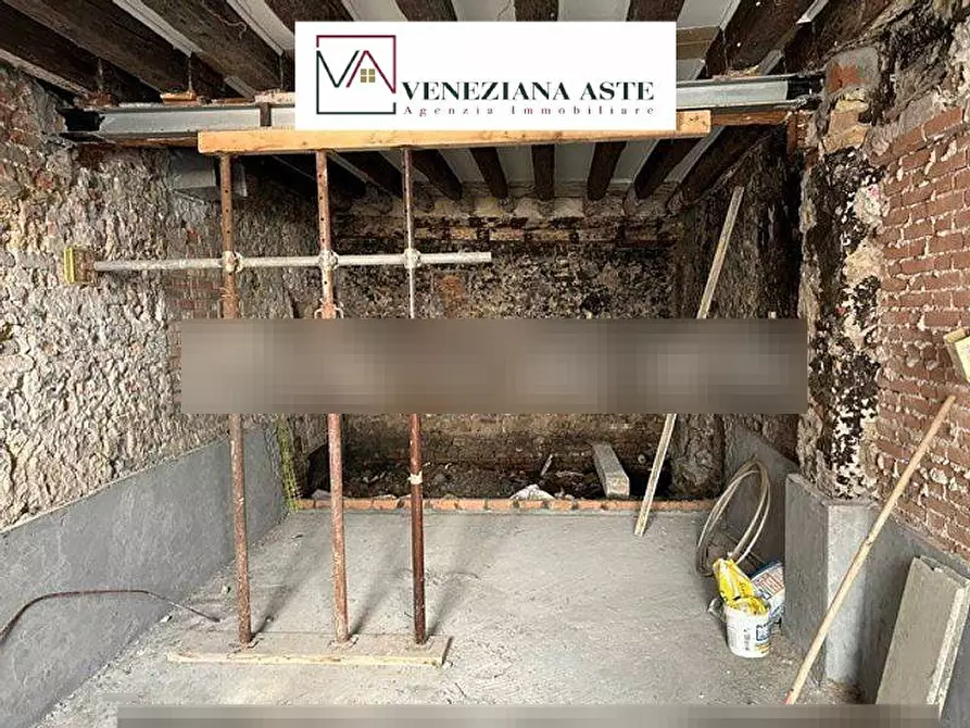 Immagine 3 di Negozio in vendita  2610 a Venezia