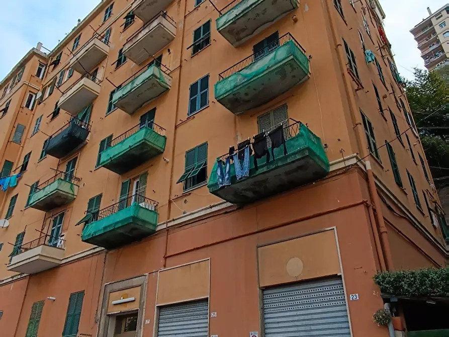 Immagine 1 di Appartamento in vendita  a Genova