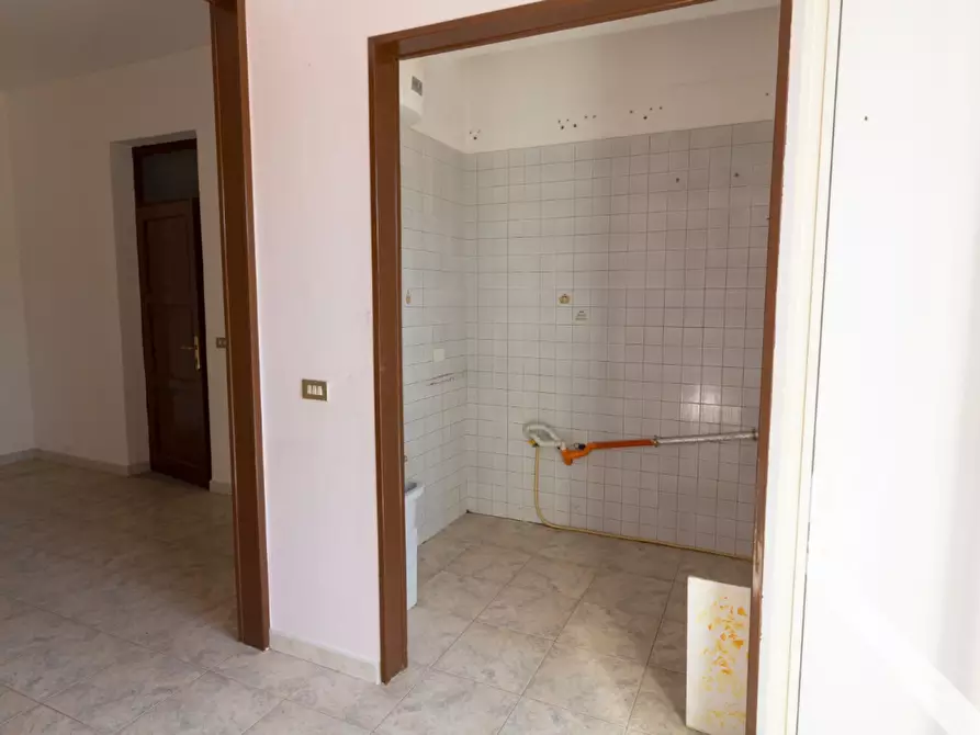 Immagine 3 di Appartamento in vendita  a Lascari