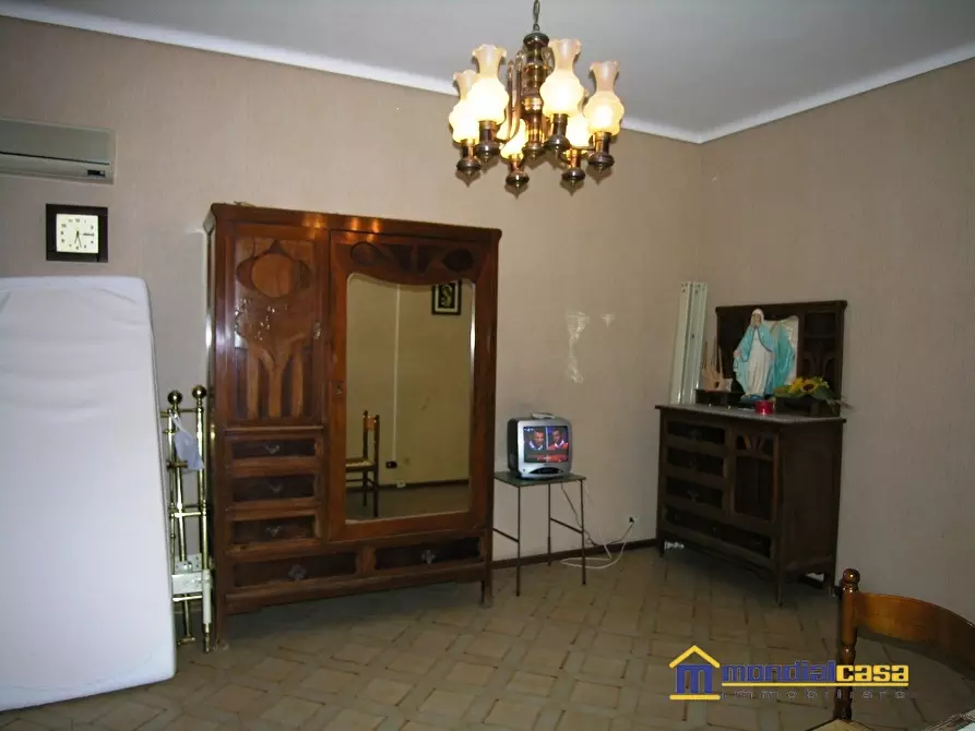 Immagine 9 di Casa indipendente in vendita  a Pachino