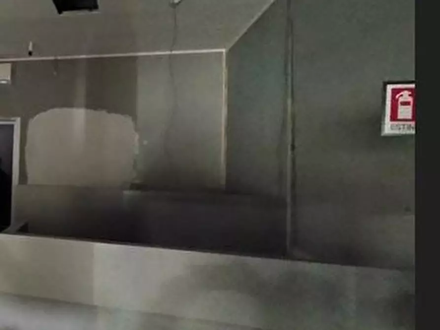 Immagine 5 di Negozio in vendita  51 a Chieri