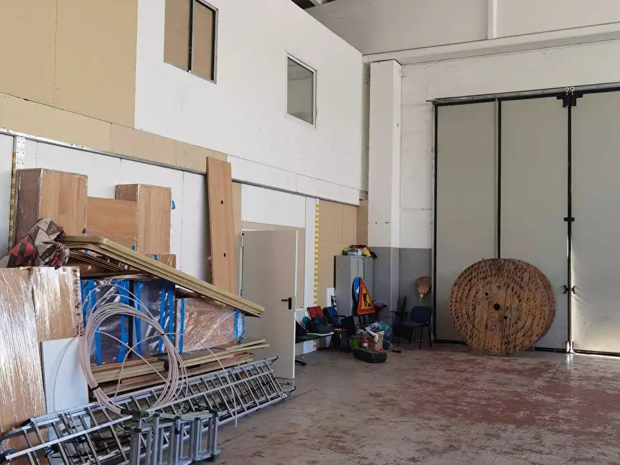 Immagine 5 di Ufficio in vendita  10 a Rondissone