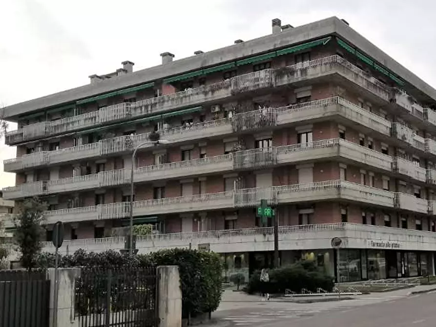 Immagine 2 di Appartamento in vendita  8 int. 11 a Bassano Del Grappa