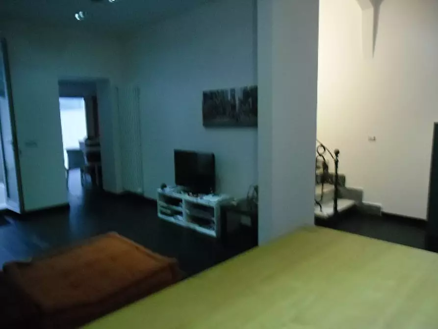 Immagine 2 di Casa semindipendente in vendita  a Carrara