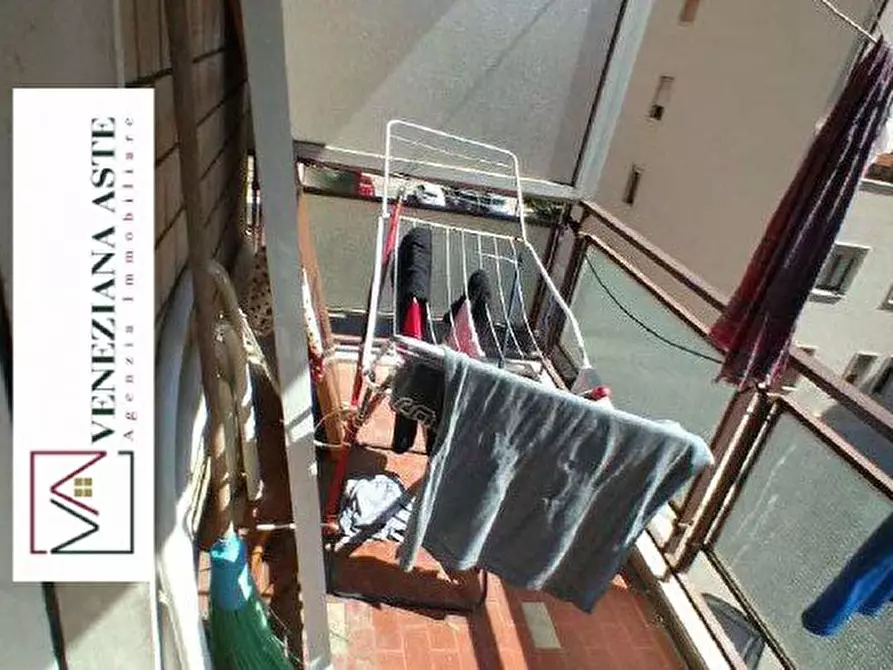 Immagine 7 di Appartamento in vendita  28 a Venezia