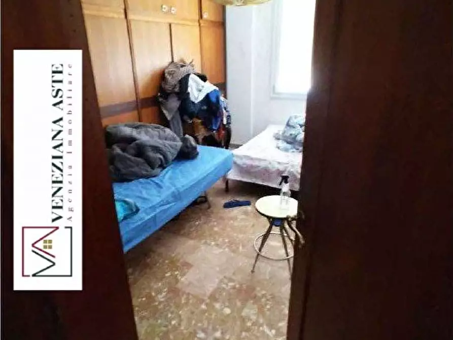 Immagine 9 di Appartamento in vendita  28 a Venezia
