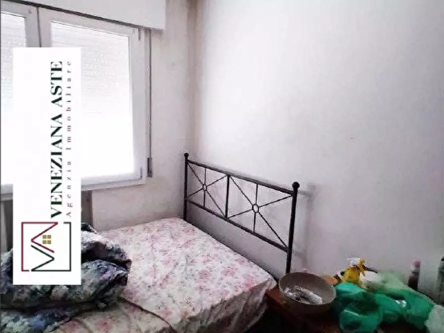 Immagine 10 di Appartamento in vendita  28 a Venezia