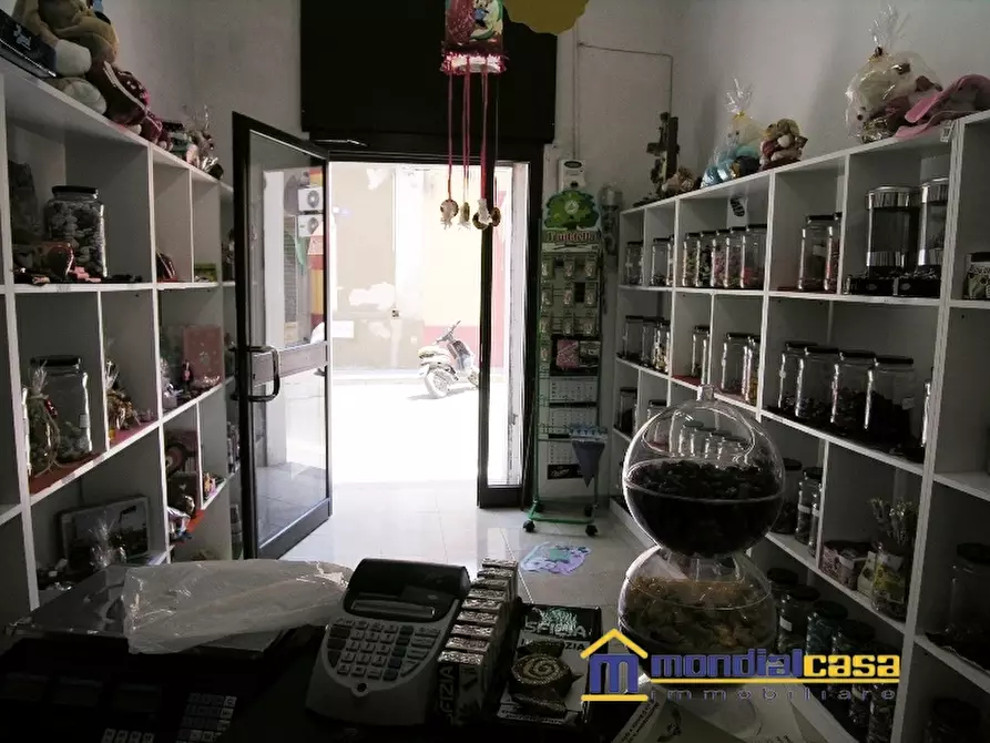 Immagine 5 di Casa indipendente in vendita  a Pachino