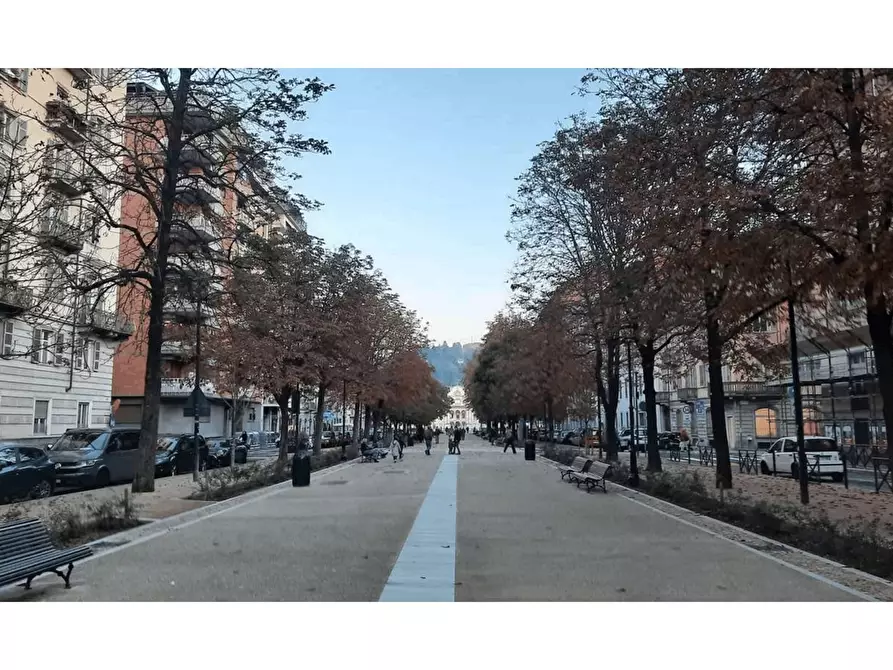 Immagine 4 di Negozio in vendita  5 a Torino