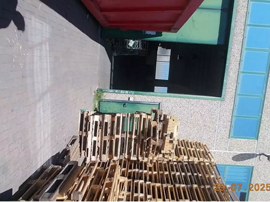 Immagine 9 di Negozio in vendita  4 a Volpiano