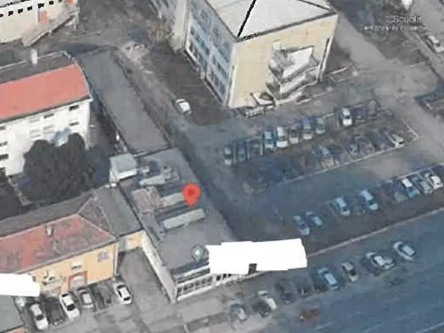 Immagine 2 di Negozio in vendita  457 a Torino