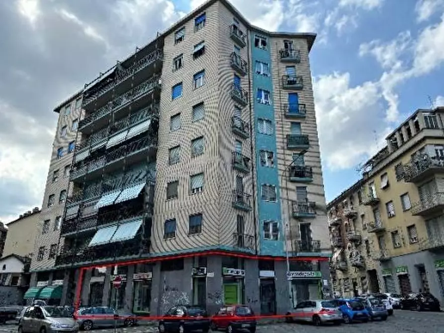 Immagine 2 di Negozio in vendita  27/H a Torino