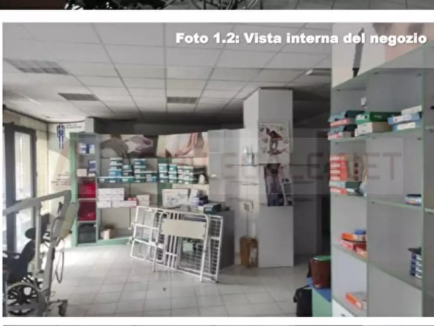 Immagine 6 di Negozio in vendita  140 a Ivrea