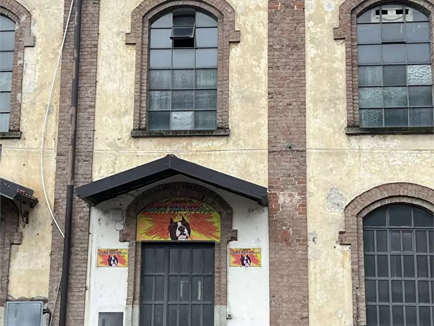 Immagine 2 di Negozio in vendita  18 a Chianocco