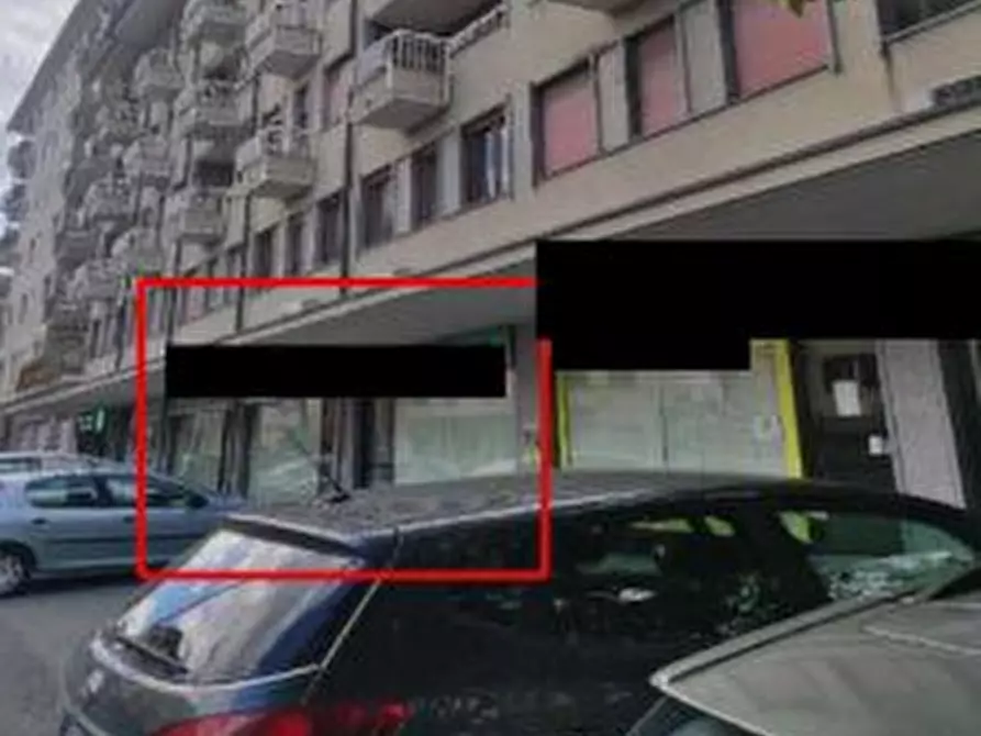Immagine 2 di Negozio in vendita  140 a Ivrea