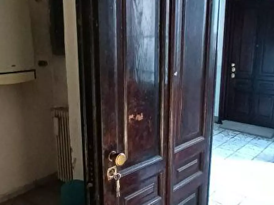 Immagine 7 di Negozio in vendita  50 a Torino