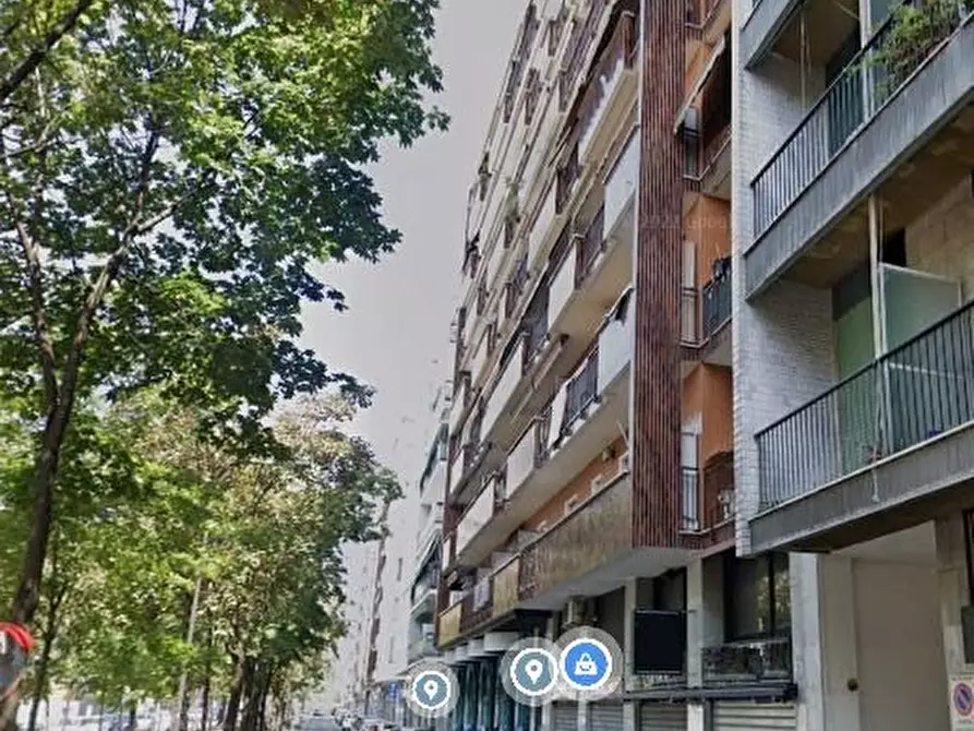 Immagine 1 di Negozio in vendita  404 a Sesto San Giovanni