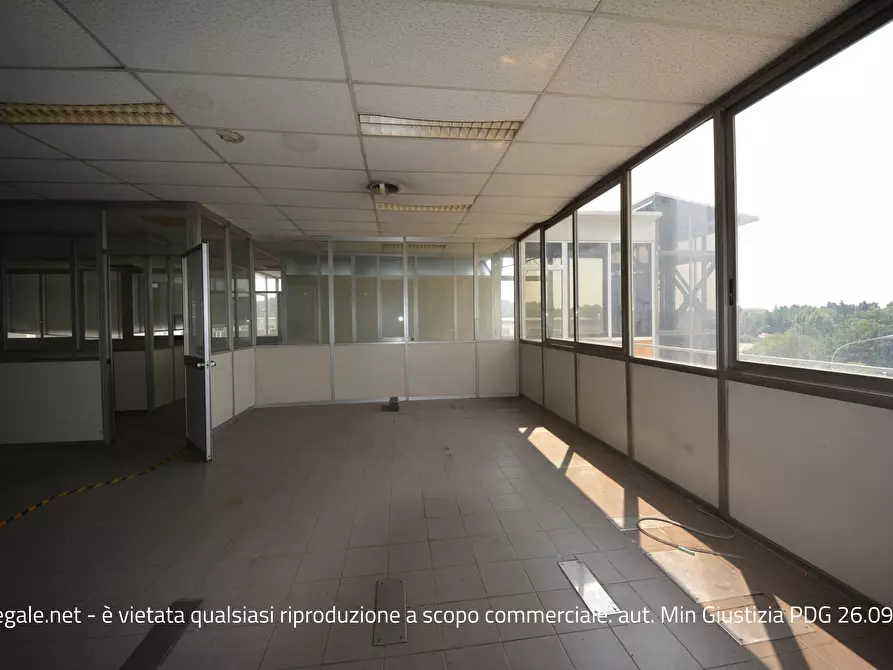 Immagine 7 di Negozio in vendita  17 a San Carlo Canavese