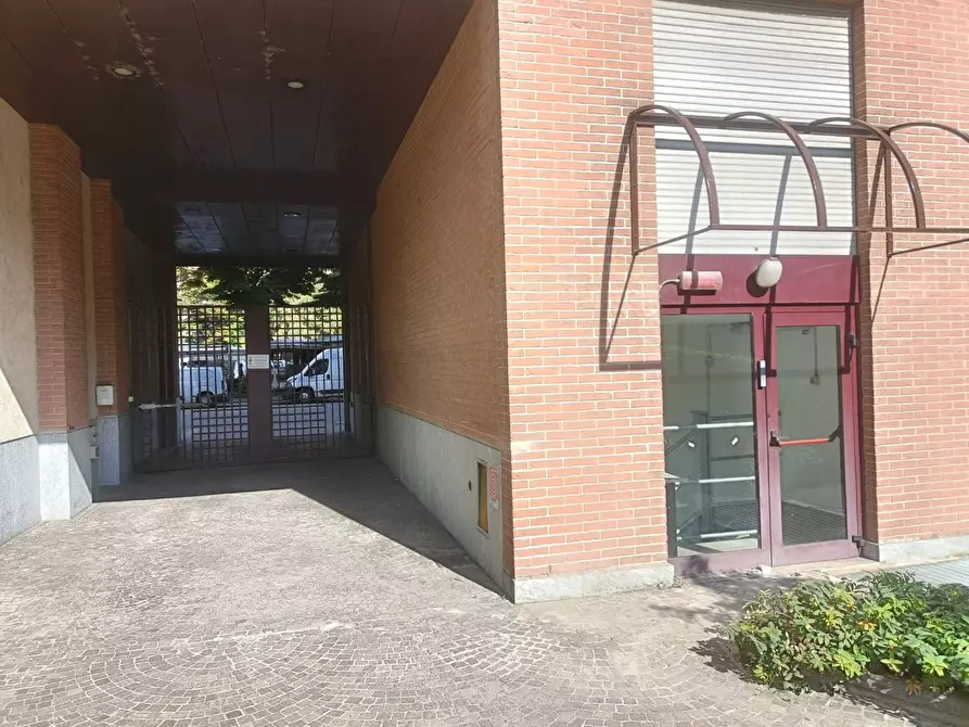 Immagine 3 di Garage in vendita  45 a Torino