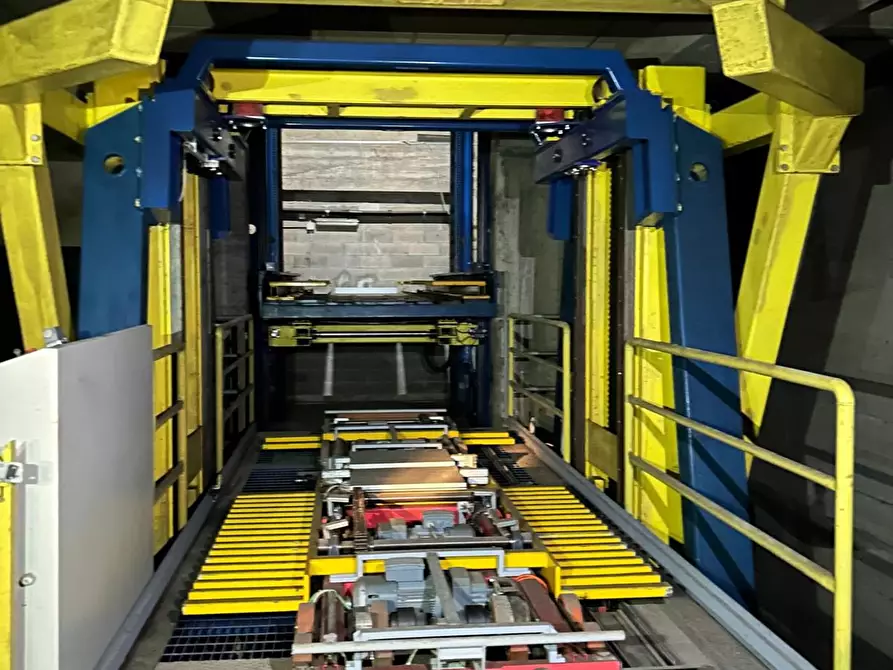 Immagine 6 di Garage in vendita  45 a Torino