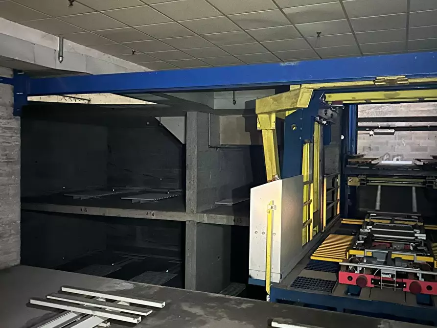 Immagine 10 di Garage in vendita  45 a Torino
