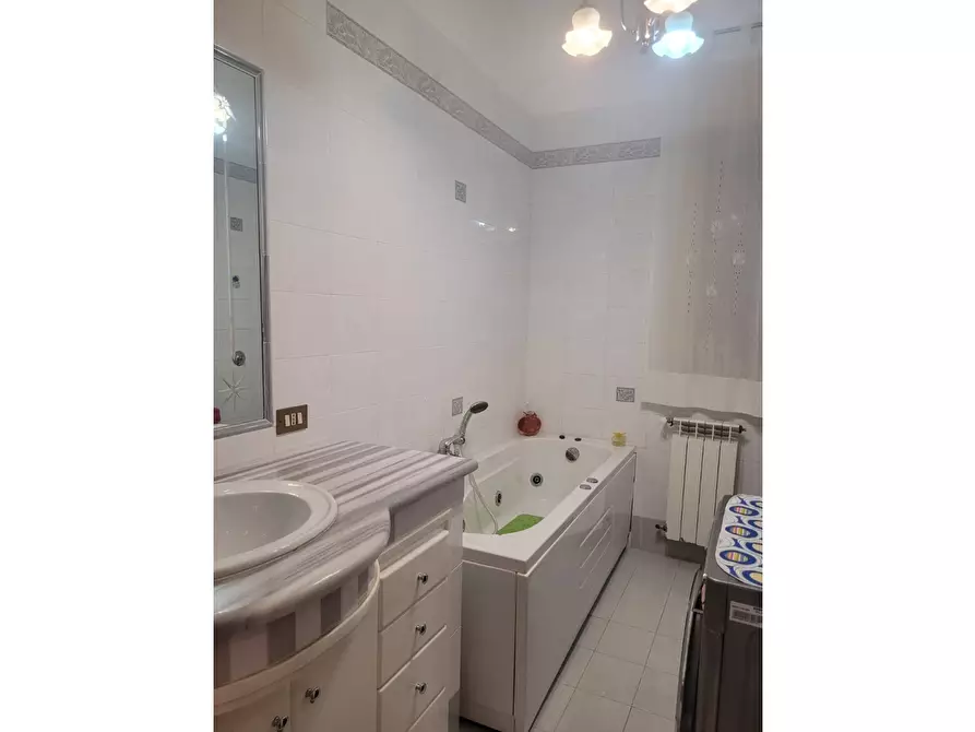 Immagine 8 di Appartamento in vendita  19 a Palermo