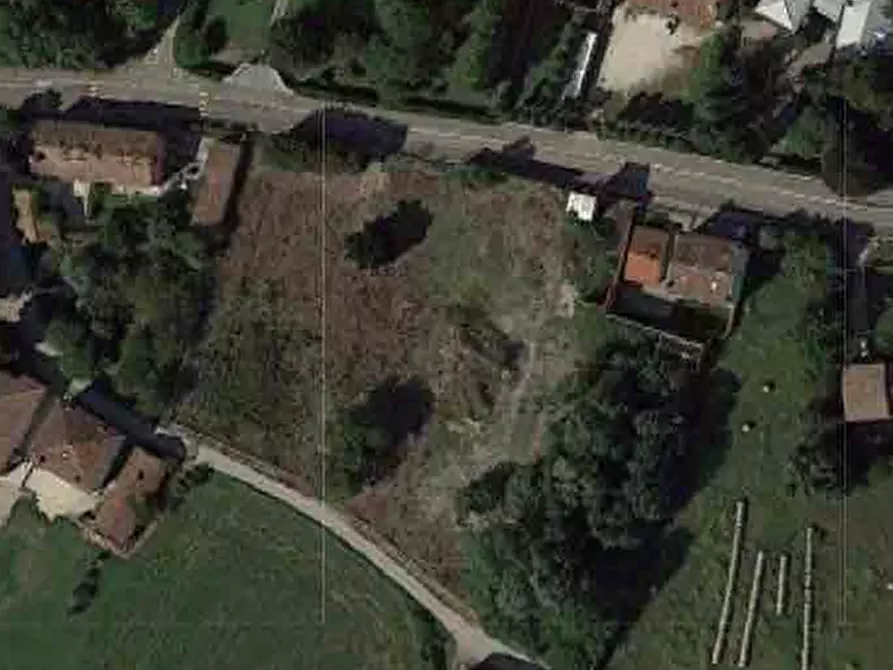 Immagine 1 di Terreno edificabile in vendita  110 a Guastalla
