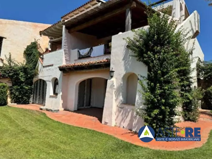 intera palazzina in vendita ad Arzachena in zona Porto Cervo