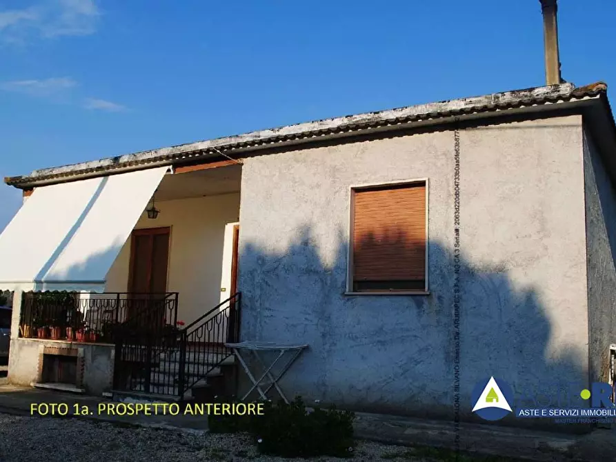 Immagine 1 di Rustico / casale in vendita  49 a Cisterna Di Latina