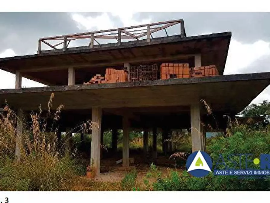 Immagine 2 di Rustico / casale in vendita  a Priverno