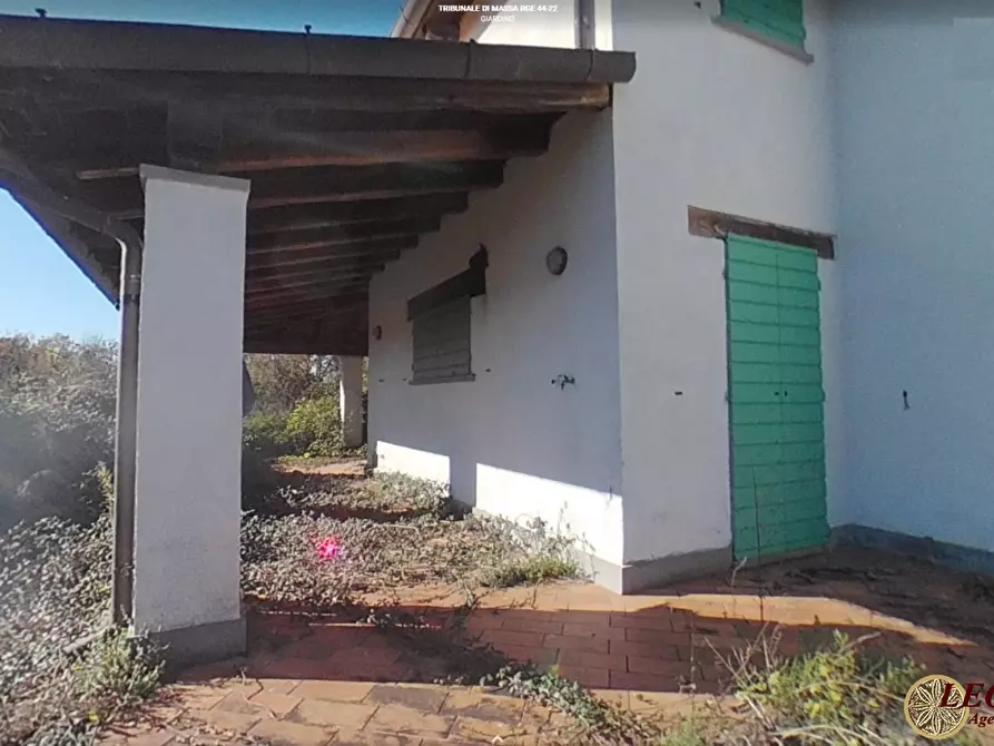 Immagine 2 di Rustico / casale in vendita  snc a Bagnone