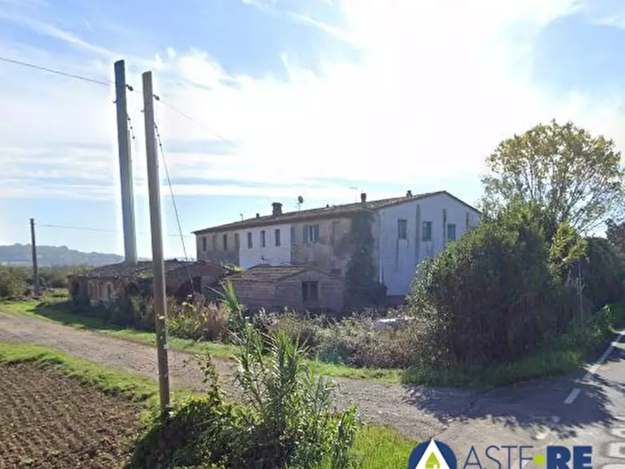 Rustico / casale in vendita a Peccioli