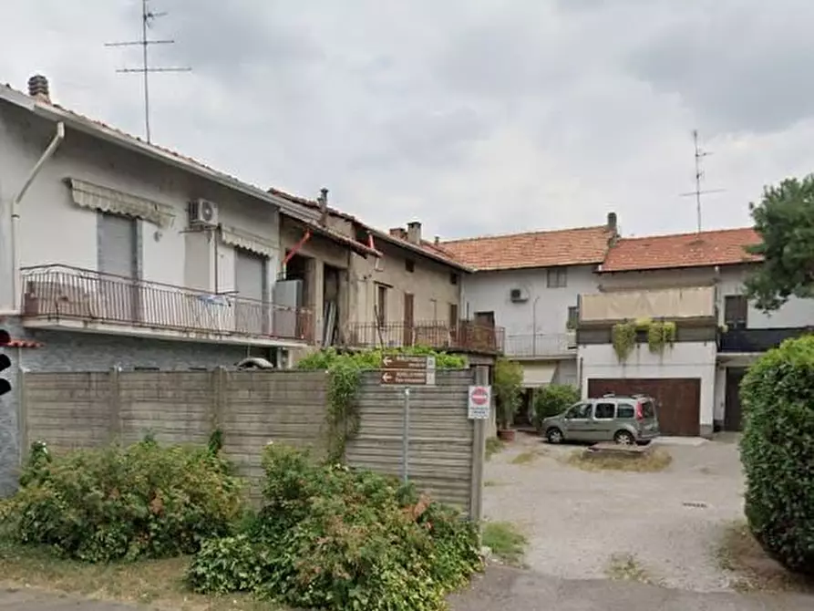 Immagine 1 di Rustico / casale in vendita  17 a Saronno