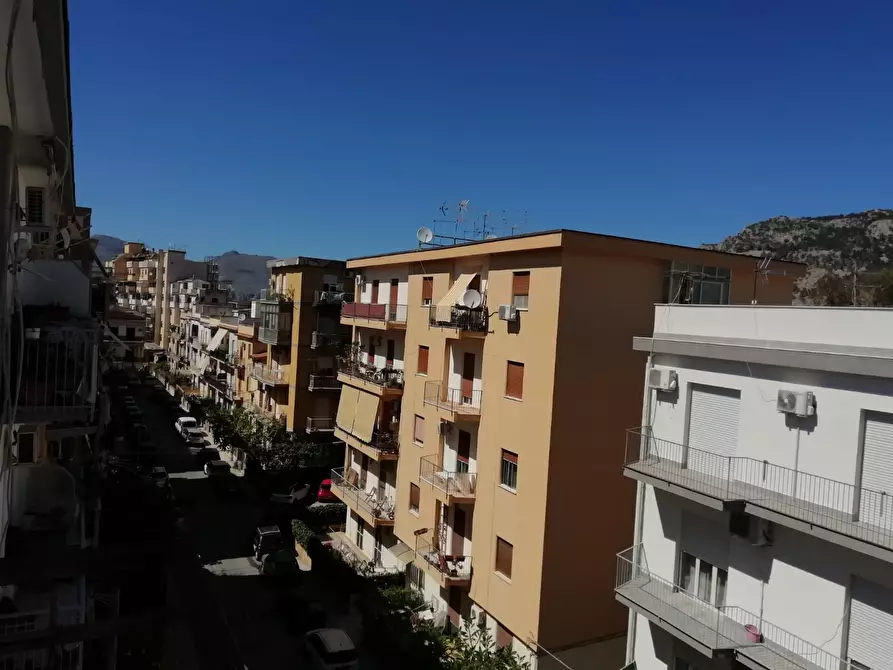 Immagine 2 di Appartamento in vendita  a Palermo