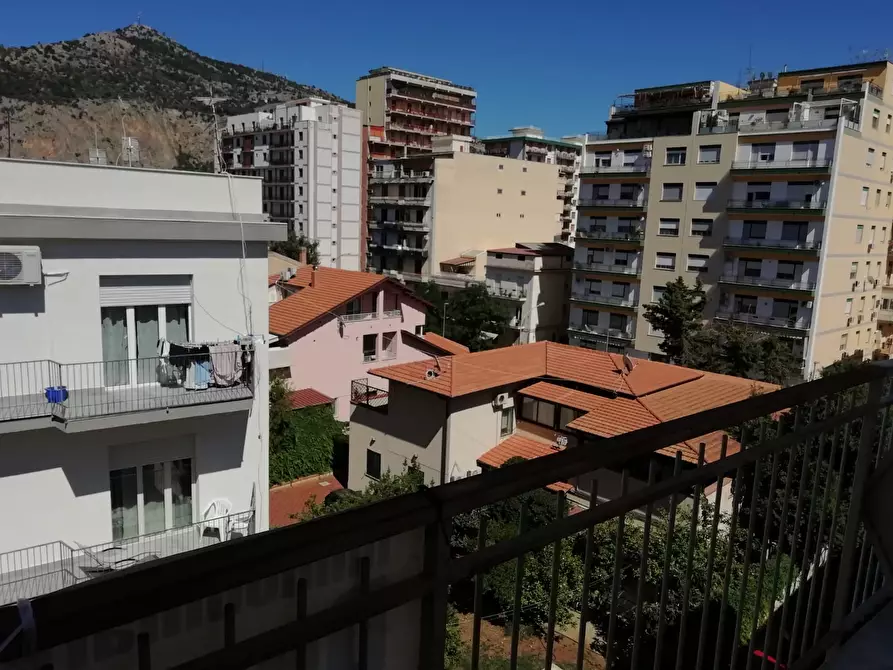 Immagine 5 di Appartamento in vendita  a Palermo